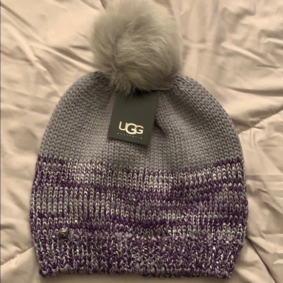 UGG Accessories - UGG ~ Beanie hat with Faux Fur Pom - NEW!!